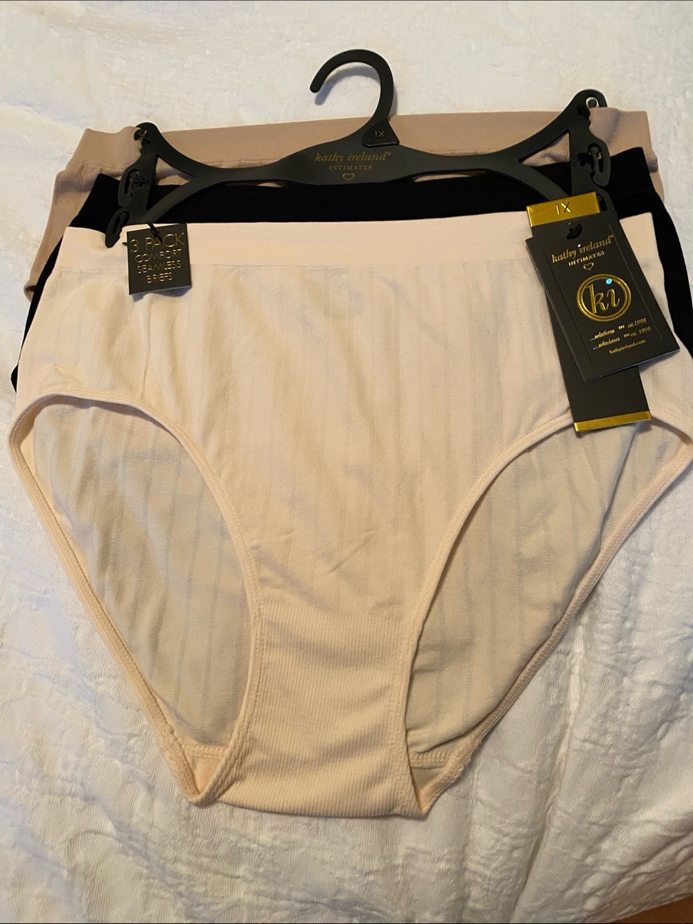 Kathy Ireland Women’s High-Waist Briefs — Cream, Black, Tan 3-Pack)